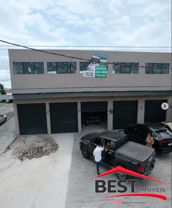 Imóvel Comercial de Esquina em Pinhais